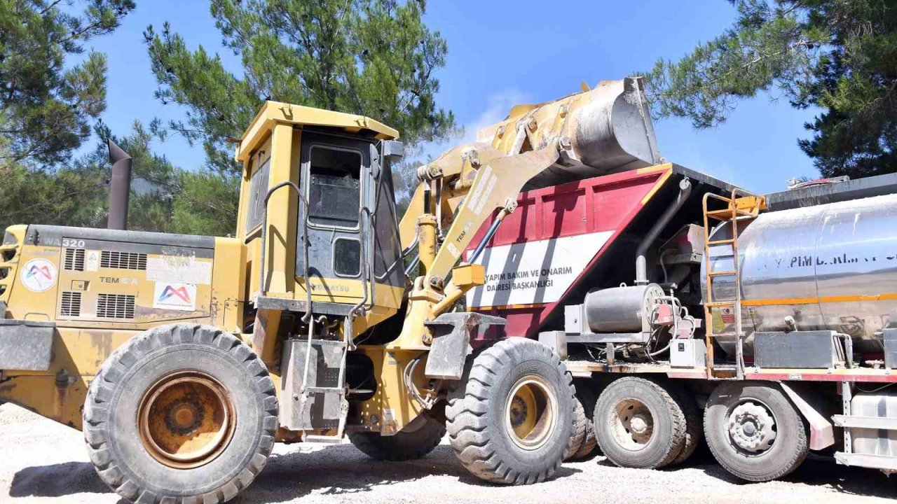 Silifke’de kırsal ulaşımı rahatlatan yol çalışması tamamlandı
