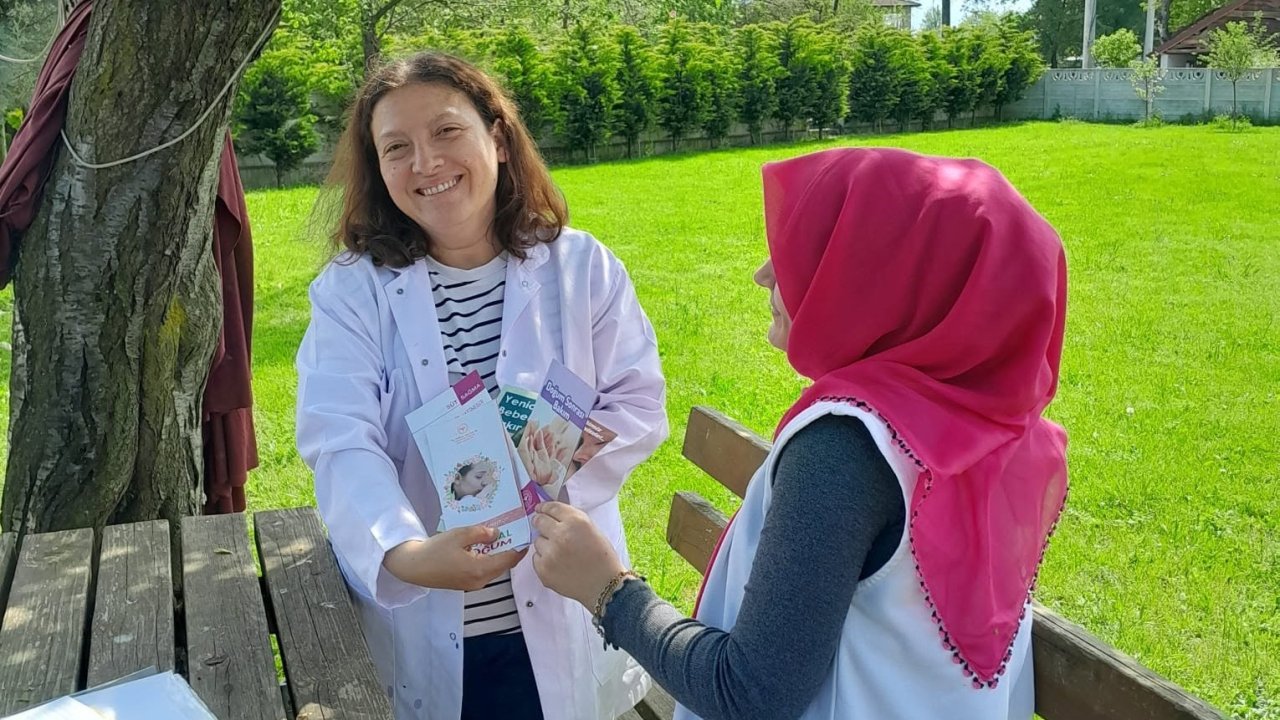 Düzce’de son 3 ayına giren gebeler evlerinde ziyaret edildi