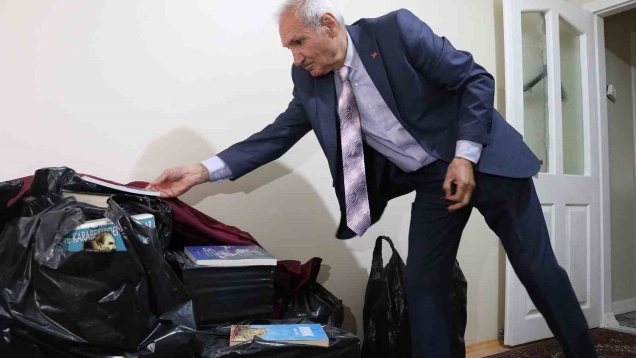 Şehit oğlunun adını 14 bin kitaplık kütüphaneyle yaşatacak