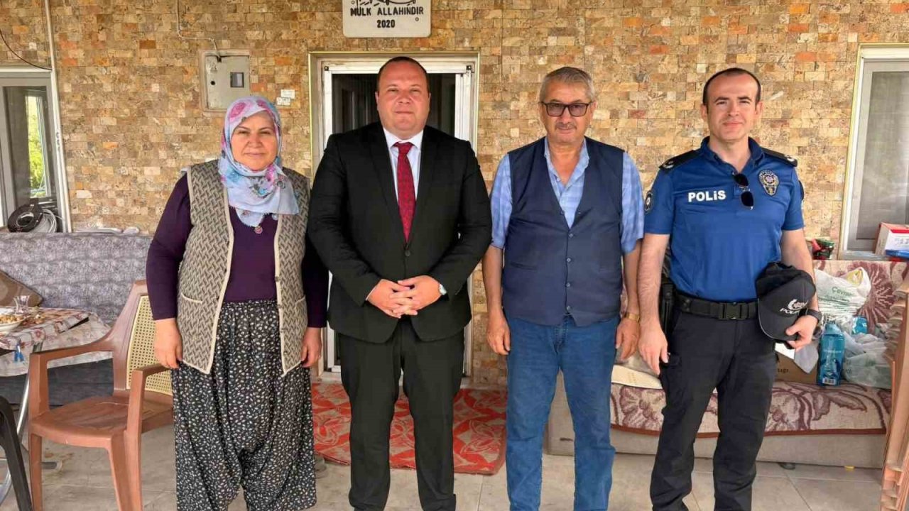 Sehit babasına anlamlı ziyaret