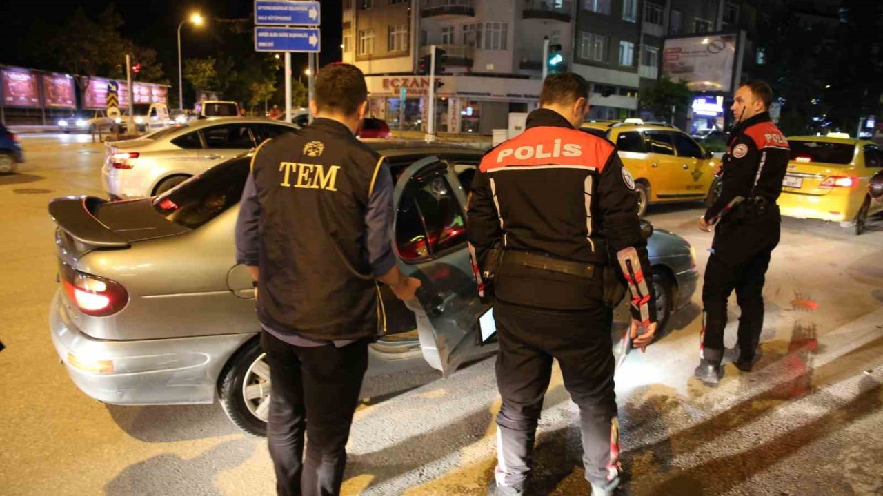Polisten asayiş ve trafik denetimi