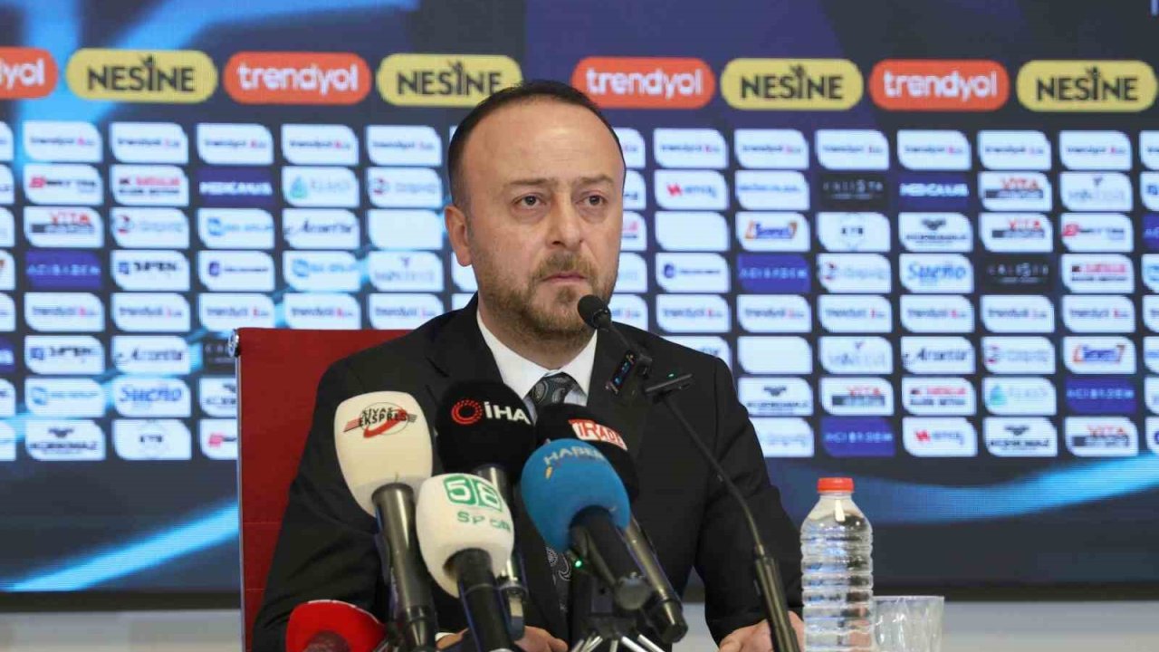 Sivasspor’da Burak Özçoban yeniden aday