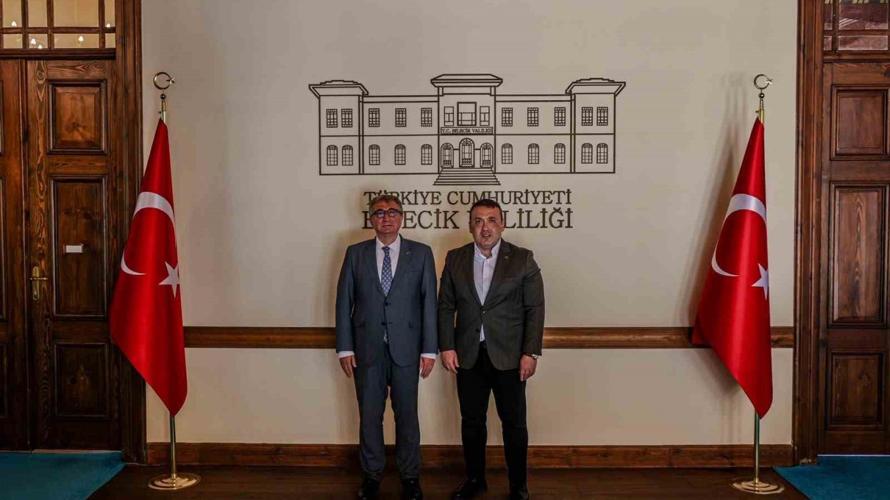 Bozüyük Kaymakamı Dr. Ahmet Naci Helvacı göreve başladı