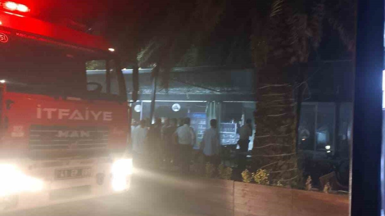 Körfez’de kafenin mutfağında çıkan yangın hasara neden oldu