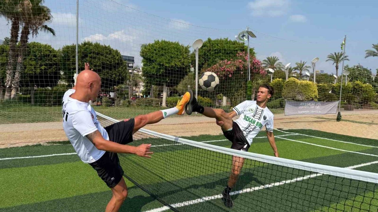 Alanya’da geleneksel futnet ayak tenisi turnuvası başlıyor