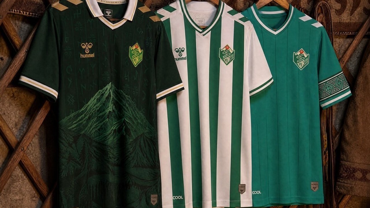 Iğdır FK yeni sezon formalarını tanıttı