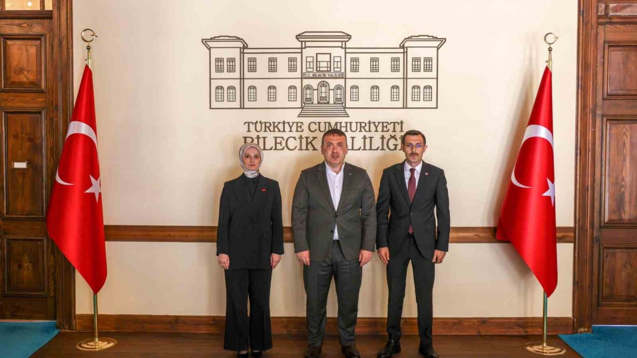 İnhisar ve Yenipazar kaymakamları göreve başladı