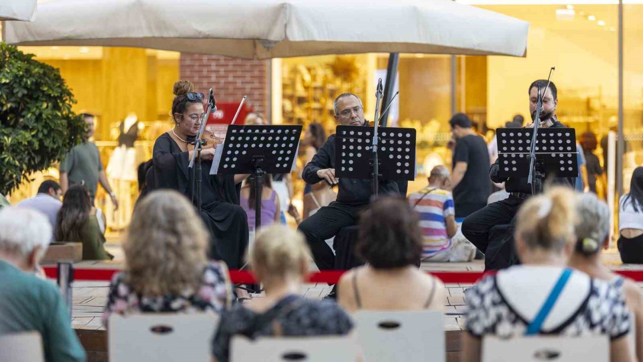 Mersin’de klasik müzik kentin dört bir yanına yayıldı