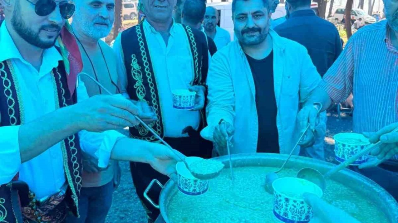Köylüler geleneksel kır pikniğinde buluştu