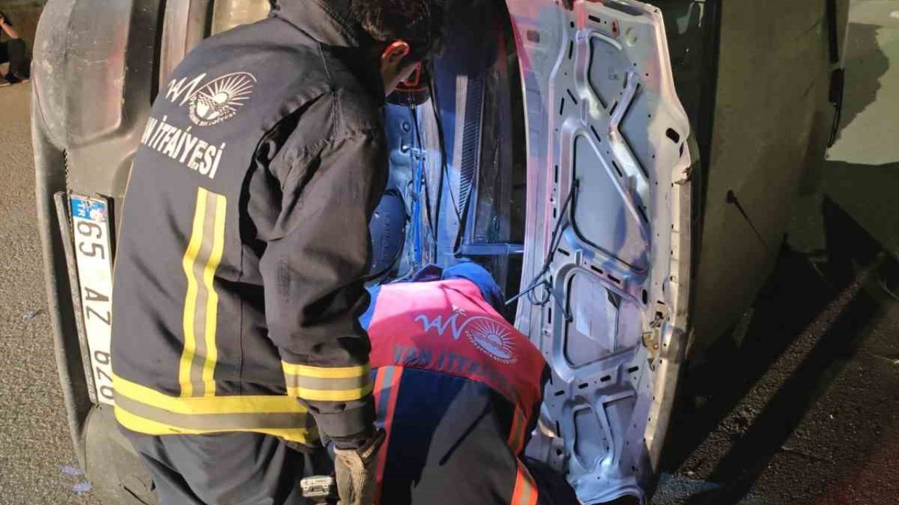 Van’da trafik kazası: 3 yaralı