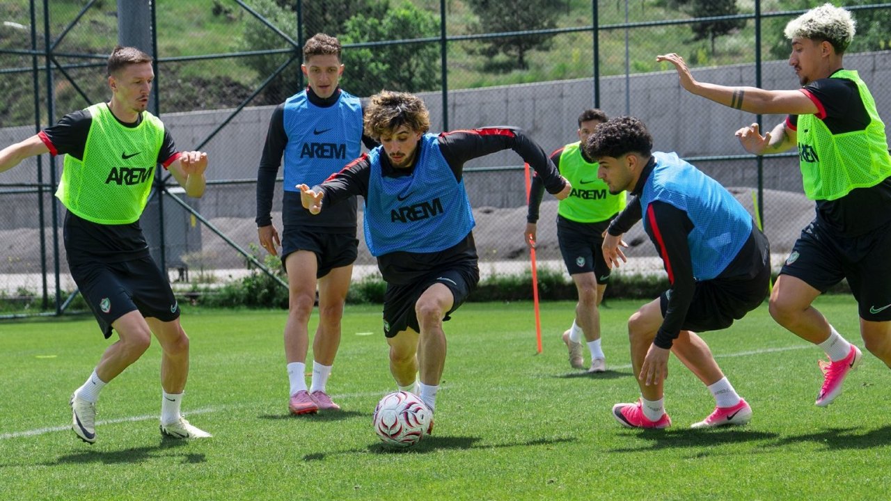 4 takım yeni sezon hazırlıklarını Erzurum’da sürdürüyor