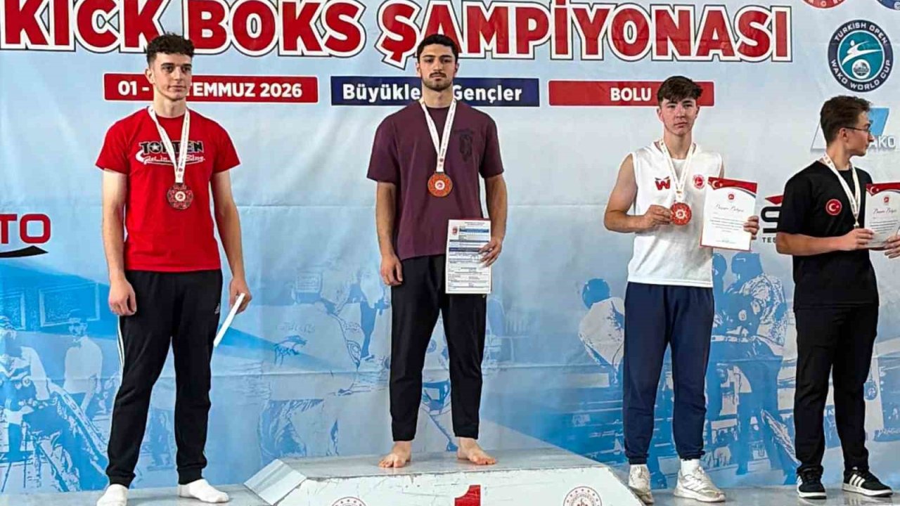 Elazığ’ın altın yumrukları Türkiye kürsüsünde
