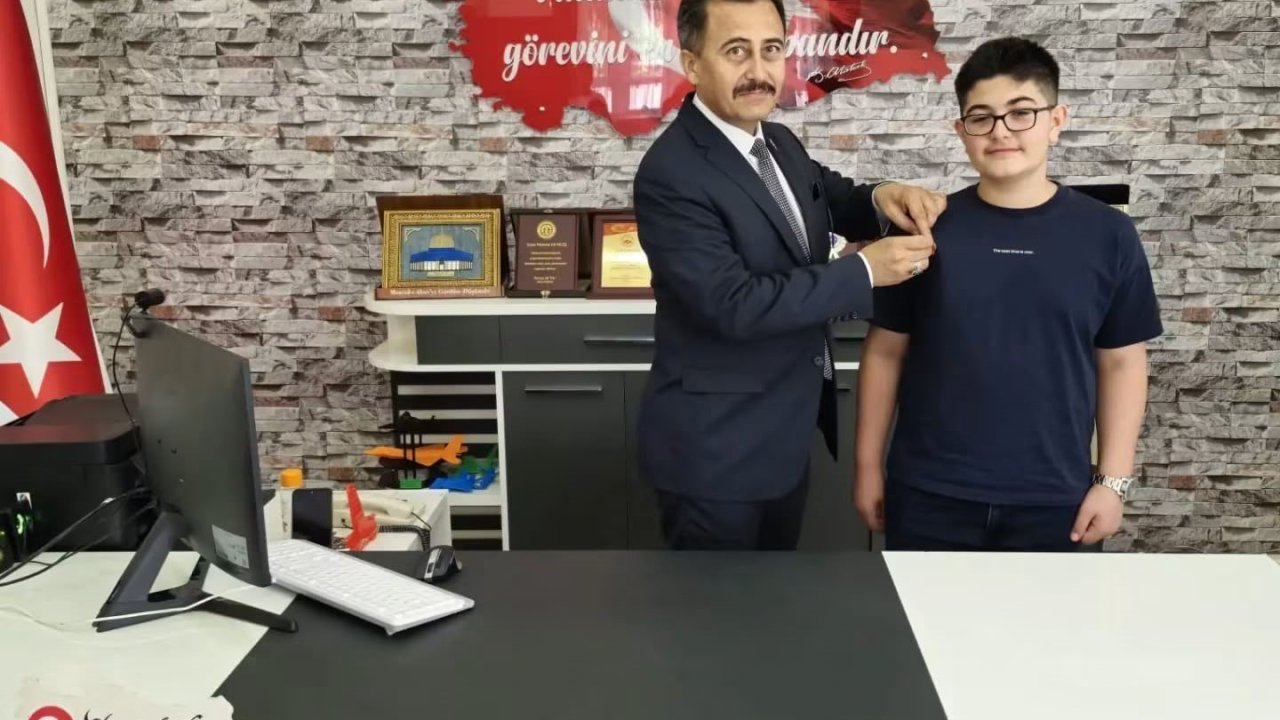 LGS şampiyonu çeyrek  altınla ödüllendirildi