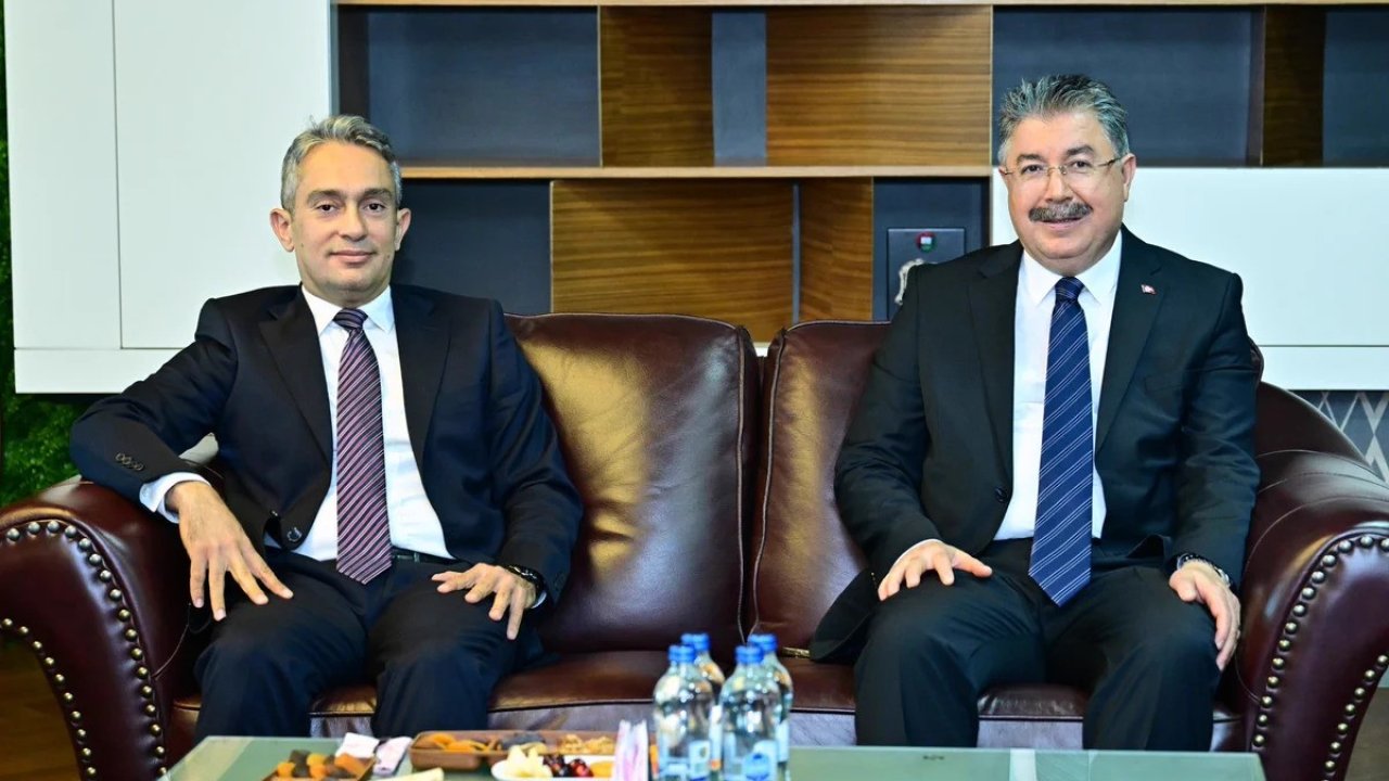 Eskişehir Valisi Dr. Erdinç Yılmaz, görevine yeni atanan Başsavcı Ferhat Deniz’i ziyaret etti