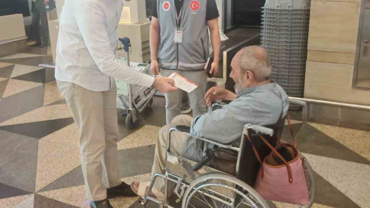 Suudi Arabistan’da yaklaşık 40 yıldır mahsur kalan Ali Baybaş Türkiye’ye doğru yola çıktı