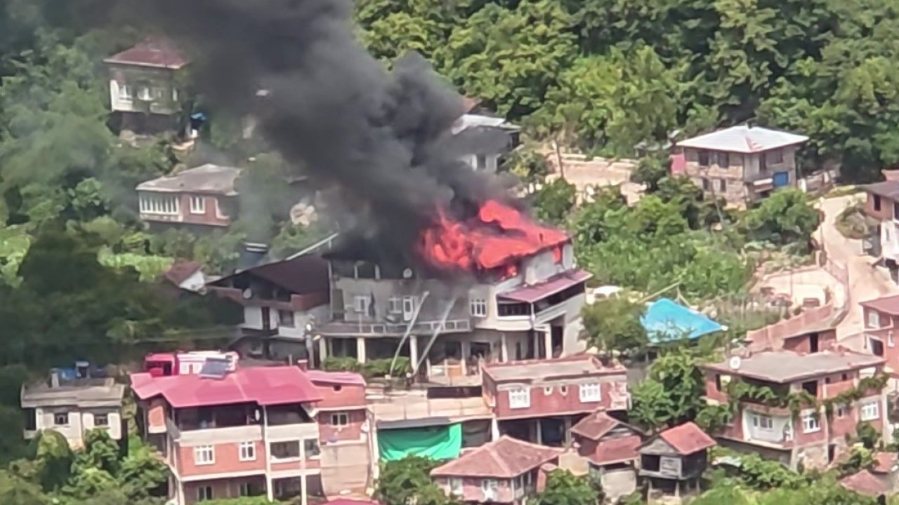 Ordu’da 3 katlı binada yangın