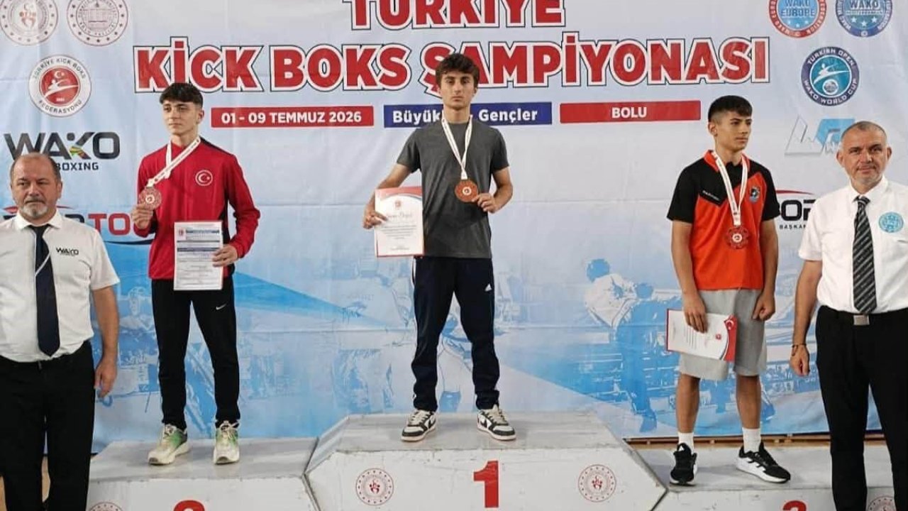 Erzincanlı Kick Boksçulardan Türkiye Şampiyonası’nda başarı