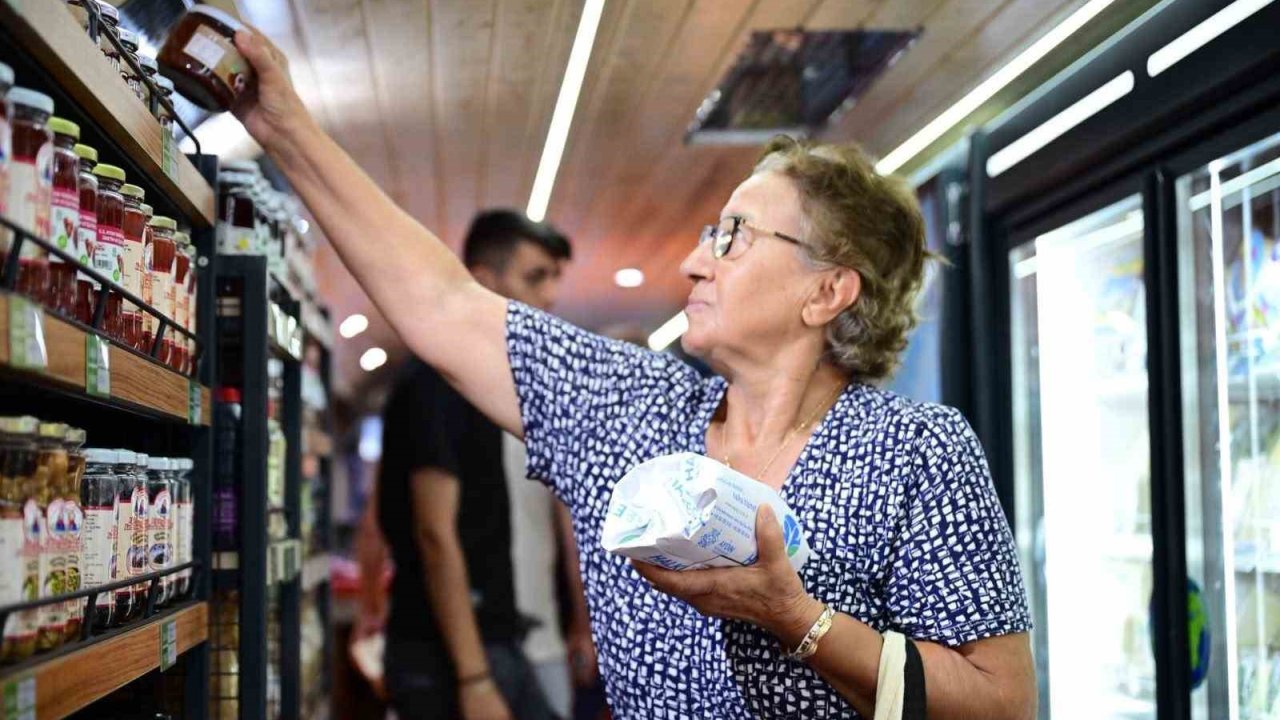Didim Akbük’te Mobil Halk Ege Et’e yoğun ilgi