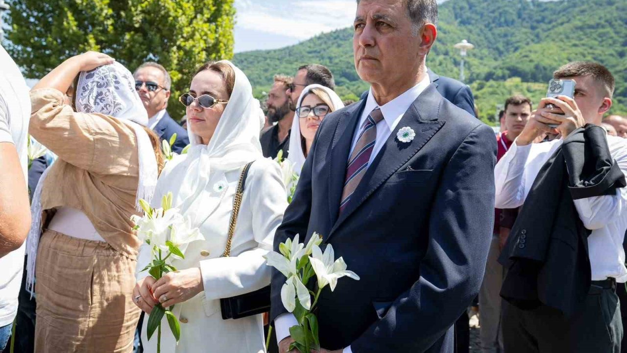Başkan Tugay Srebrenica Katliamı’nı anma törenlerine katıldı