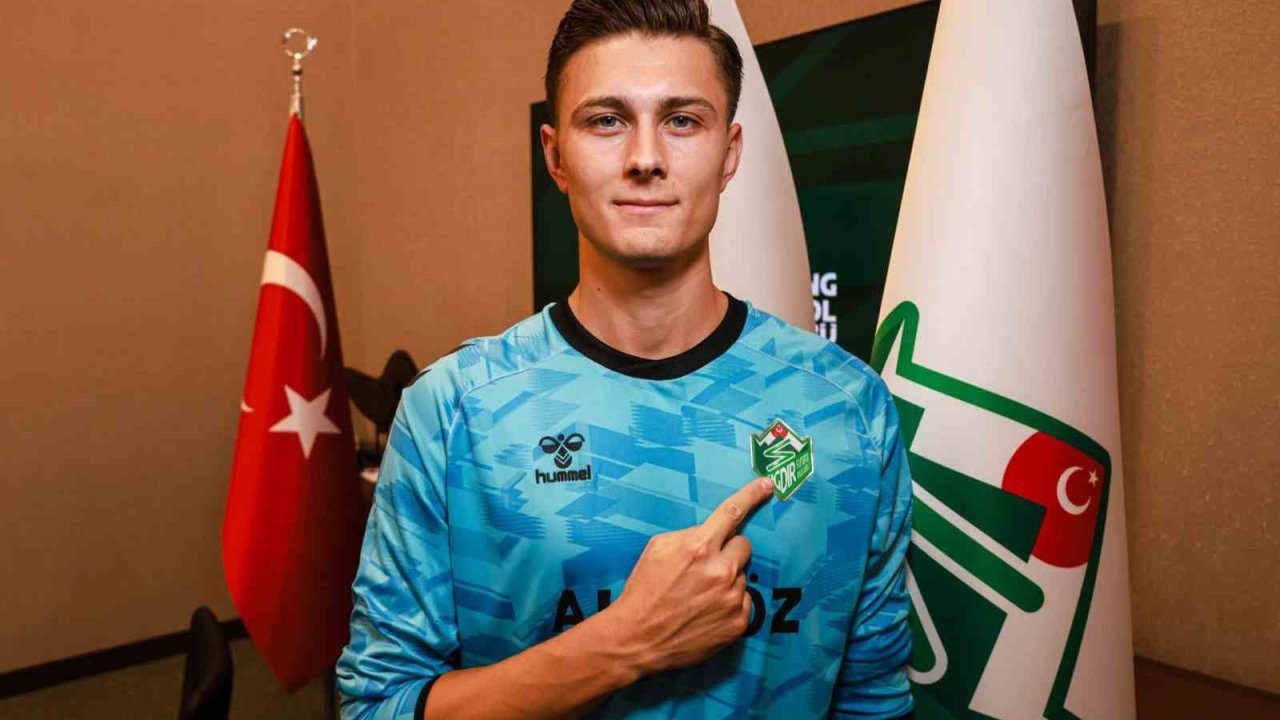 Iğdır FK, kaleci Eren Karataş’ı kadrosuna kattı