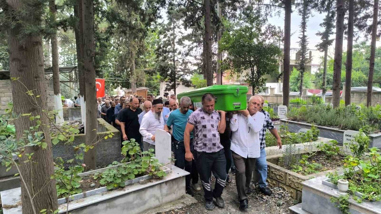 Üzerine benzin dökerek kendini yakan zihinsel engelli şahıs, 9 gün sonra yaşam mücadelesini kaybetti