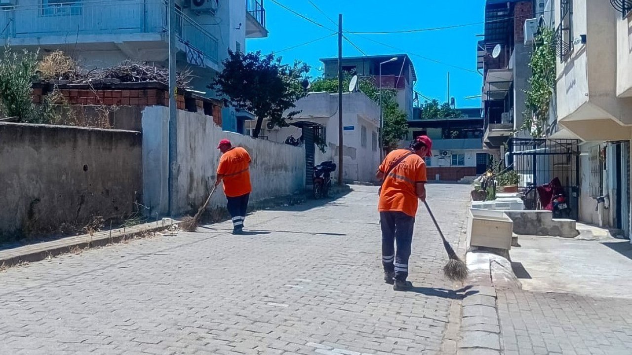 Efeler’de temizlik çalışmaları sürüyor