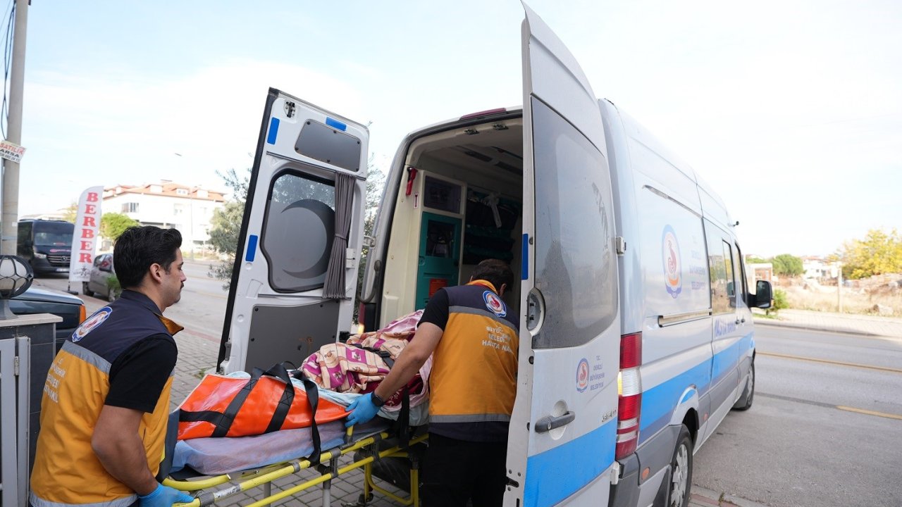 Denizli Büyükşehir’in Evde Sağlık hizmeti övgü toparlamaya devam ediyor