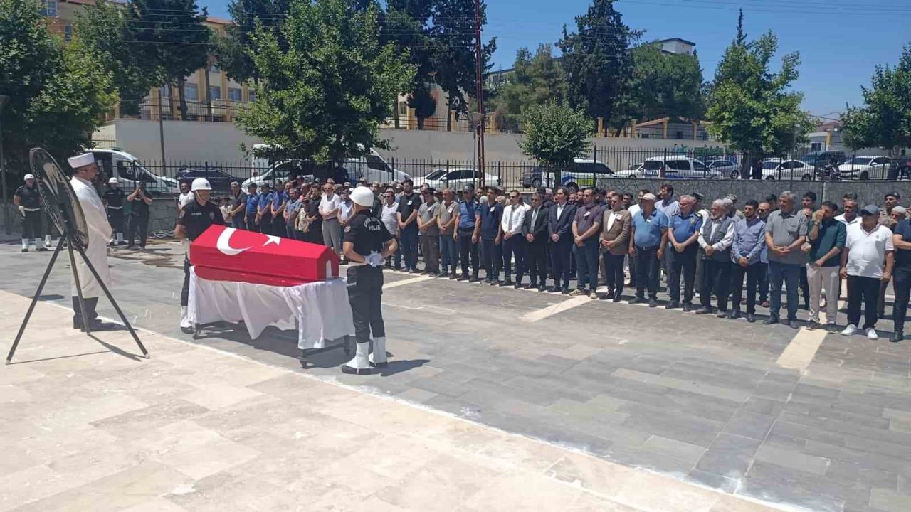 Gaziantep’te polis memuru son yolculuğuna uğurlandı