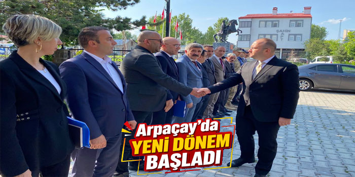 Arpaçay’ın Yeni Kaymakamı Mehmet Abdulkadir Güvenç Göreve Başladı