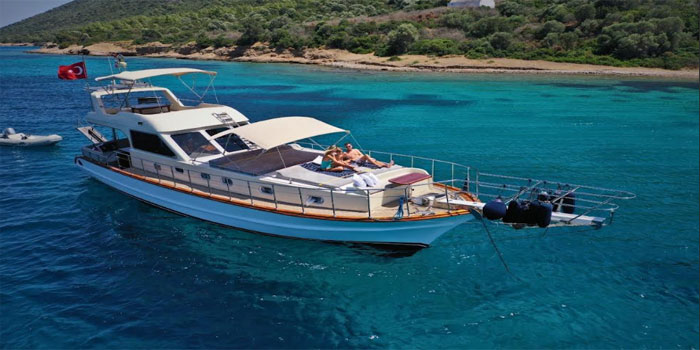 Bodrum’da Tekne Kiralamadan Önce Bilmeniz Gerekenler: Rota, Süre ve Tekne Seçimi
