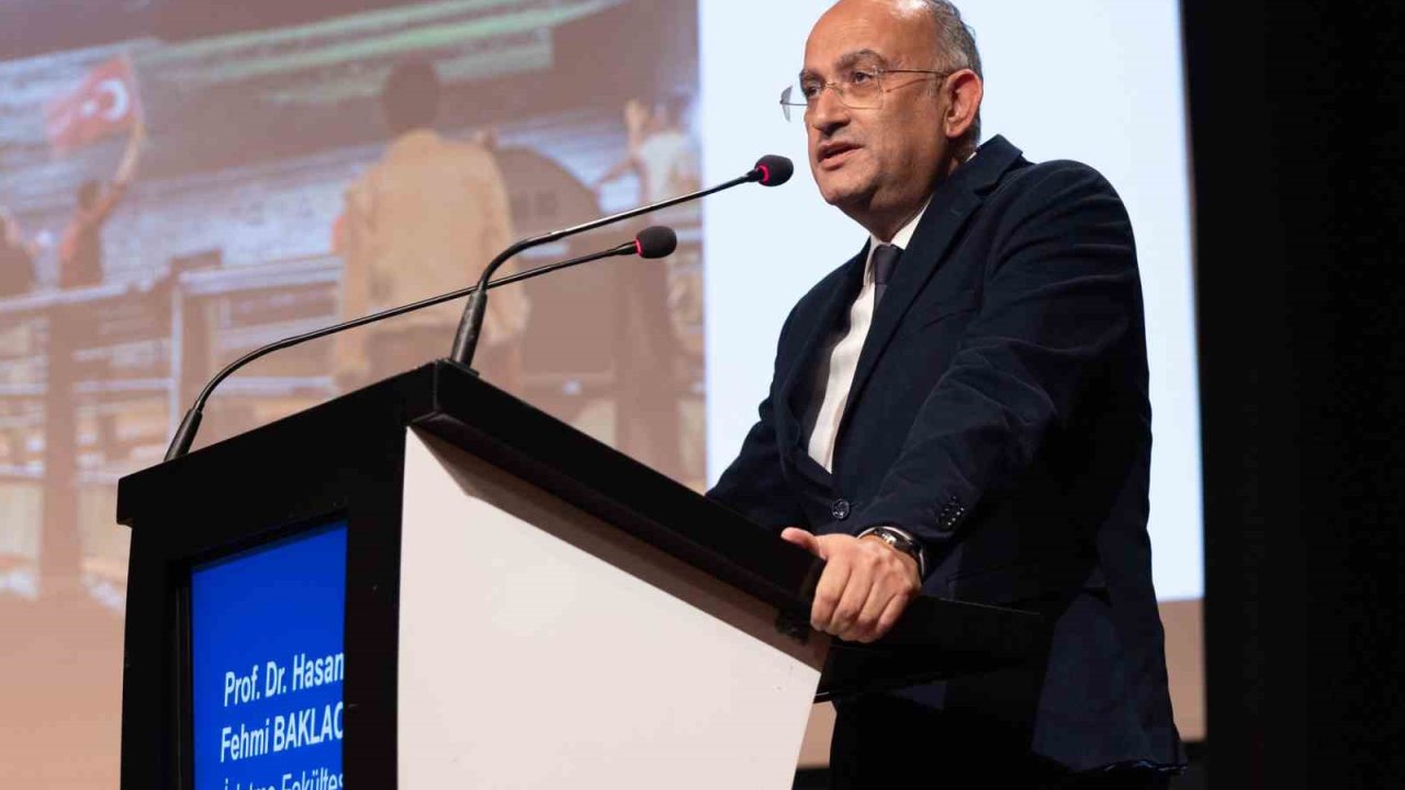 "Darbeler ekonomik güveni de hedef alıyor"