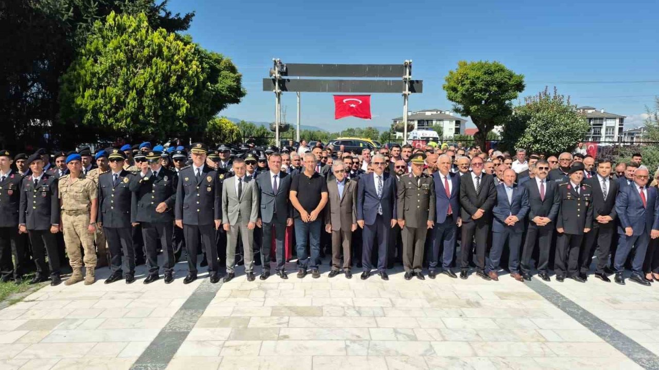 Düzce’de 15 Temmuz’un 10. yılında şehitlik ziyareti