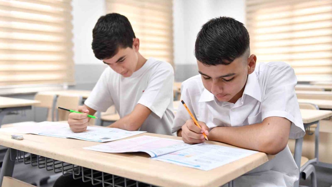 Mersin Büyükşehir Belediyesi kurs merkezlerinden LGS’de başarı
