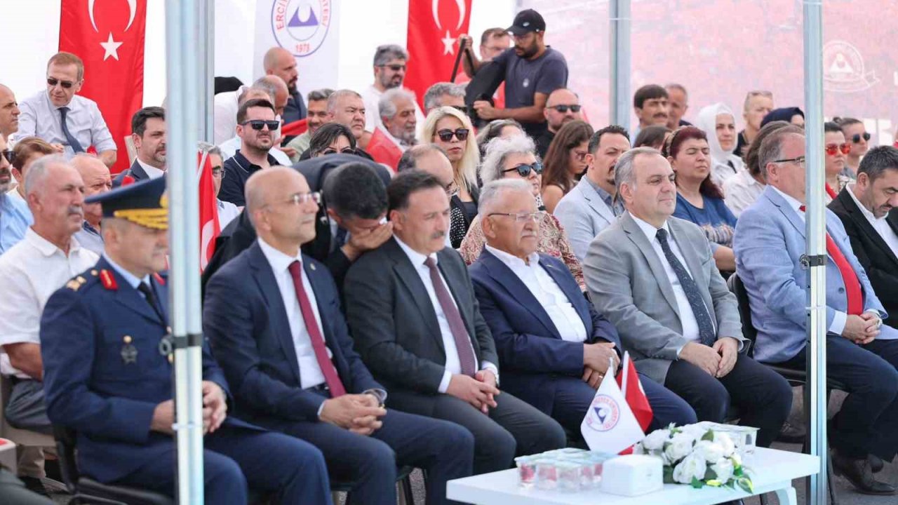 ERÜ’den ‘15 Temmuz Demokrasi ve Milli Birlik Günü’ töreni