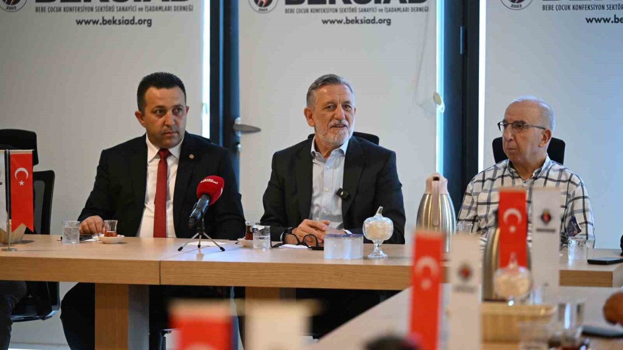 Başkan İbrahim Burkay BEKSİAD üyeleriyle bir araya geldi
