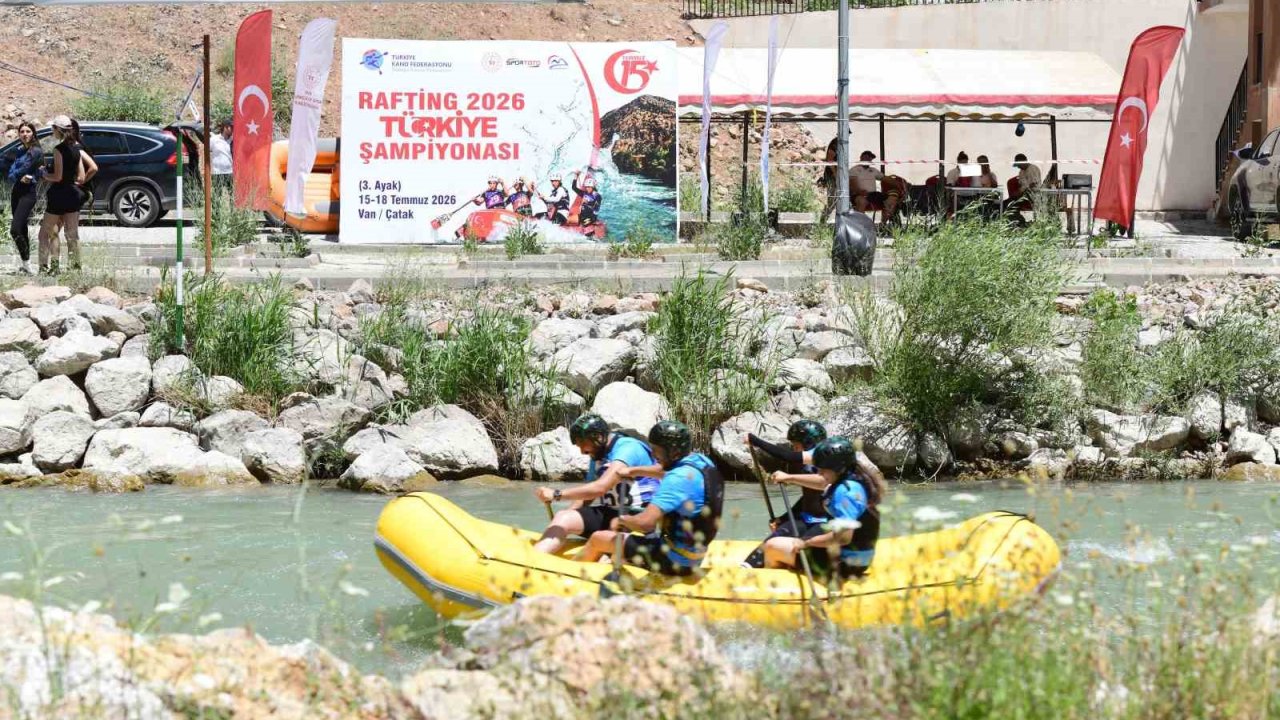 Türkiye Rafting Şampiyonası 3. ayak yarışları Van’da başladı