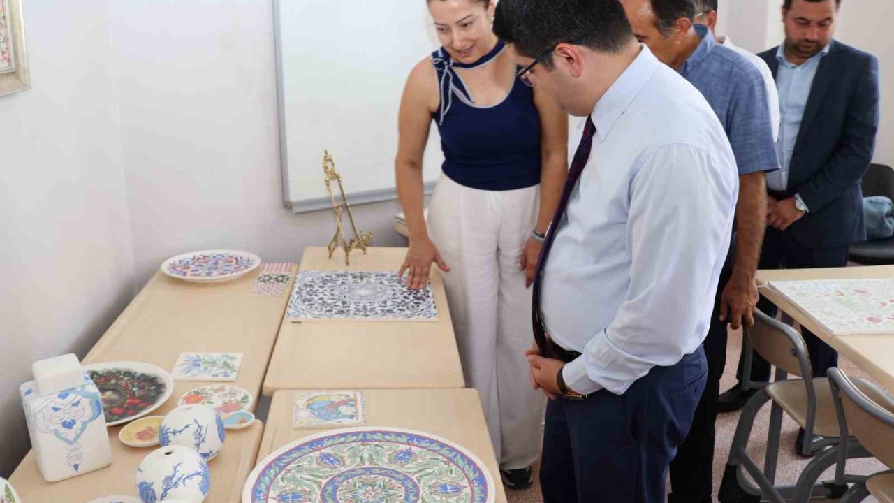 Arsuz’da çinicilik yeniden hayat buldu