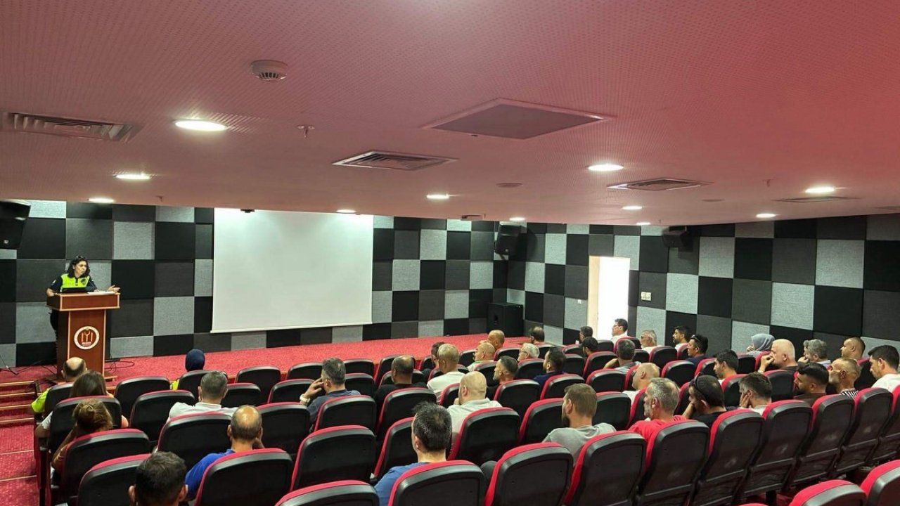 Denetimli serbestlik yükümlülerine trafik eğitimi