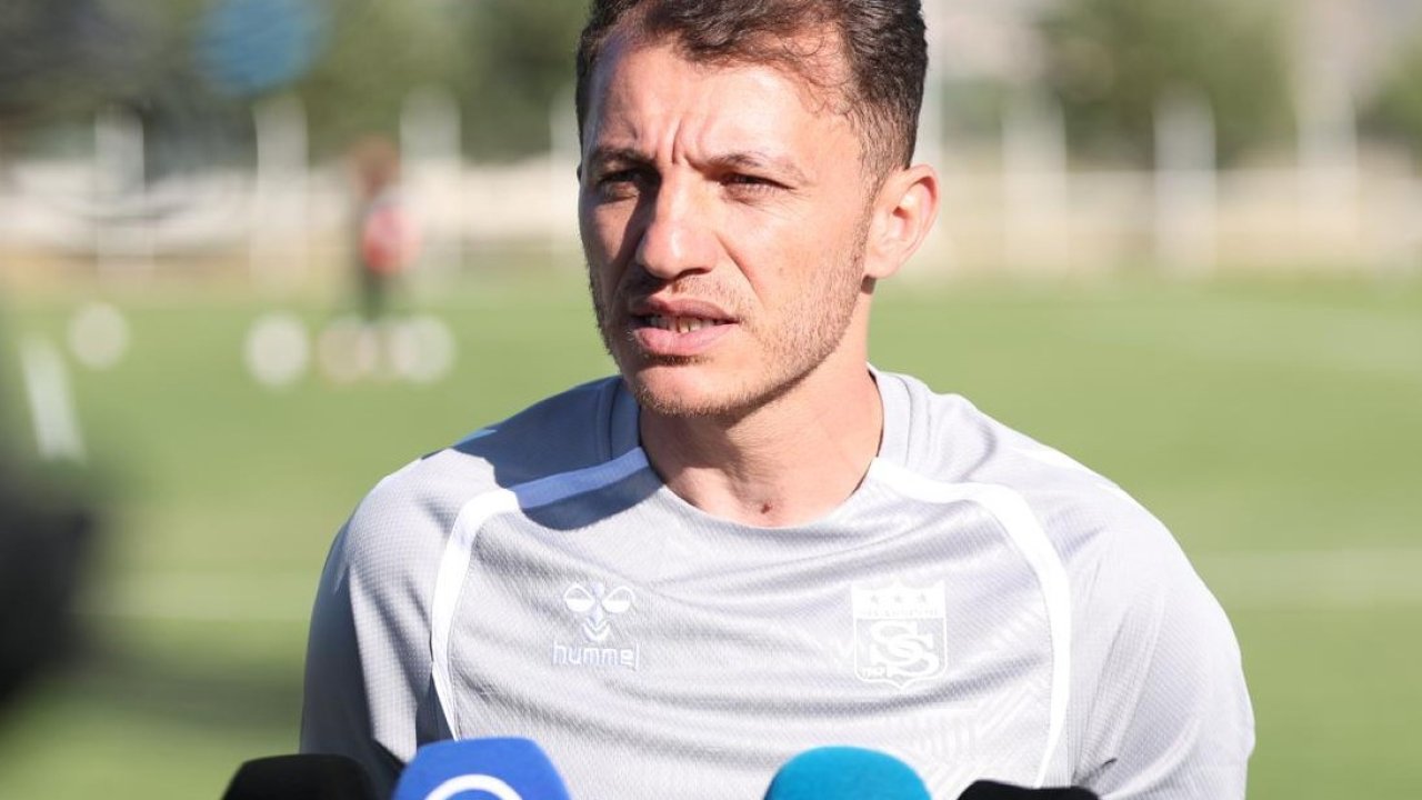Ziya Erdal: "Sivasspor’u hak ettiği yere taşıyacağız"