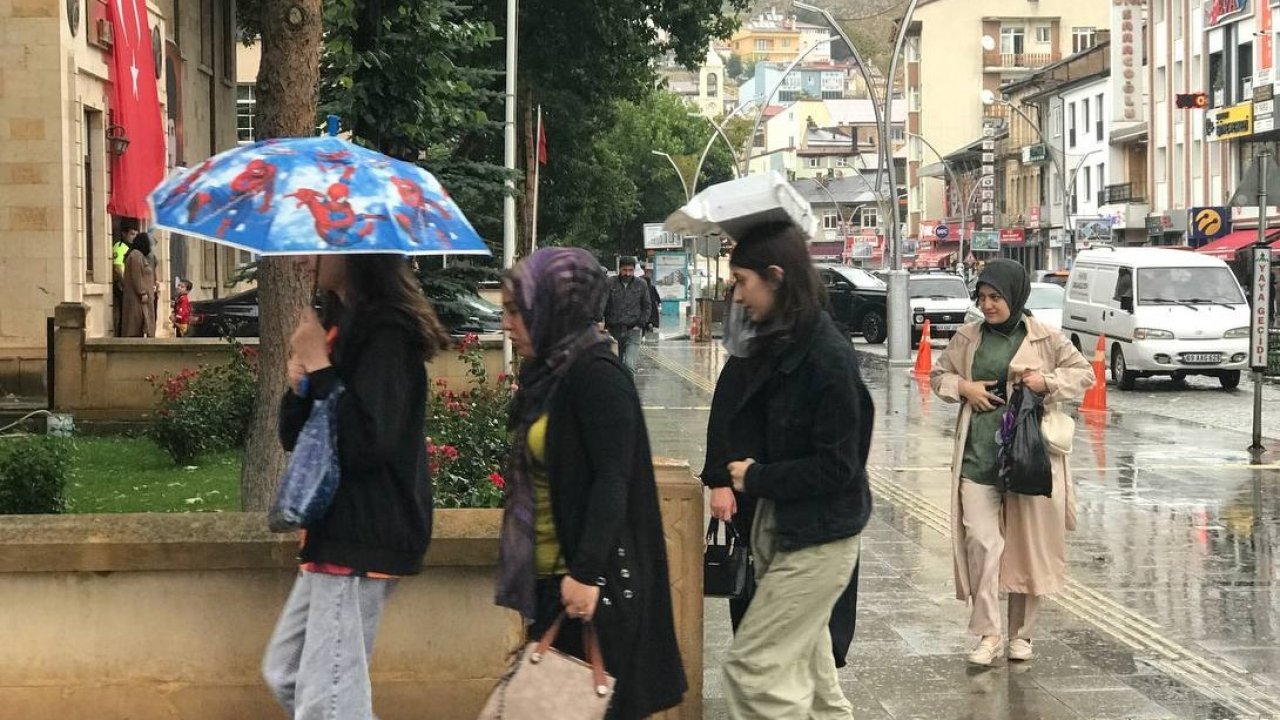 Bayburt’ta gök gürültülü sağanak yağış bekleniyor