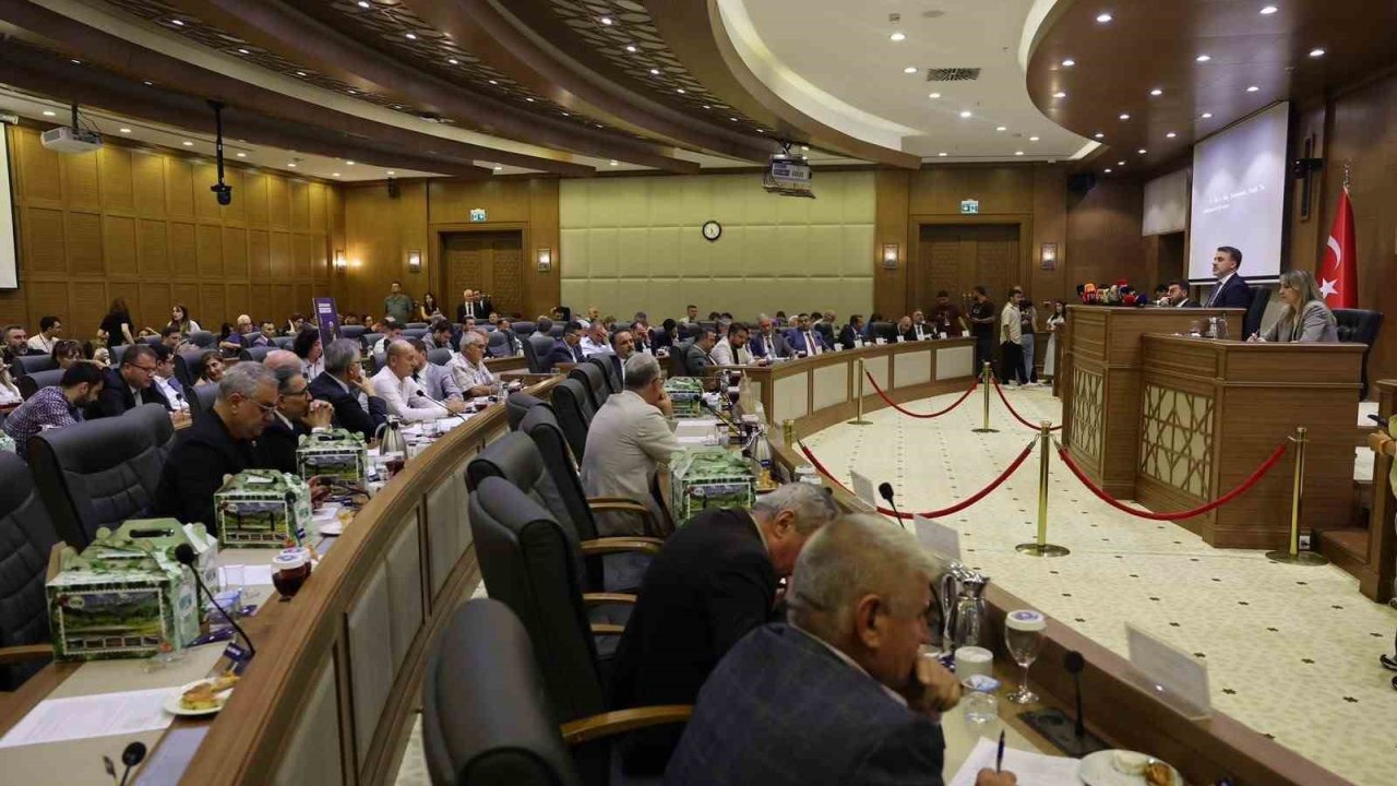 Büyükşehir Meclisi’nden stratejik kararlar