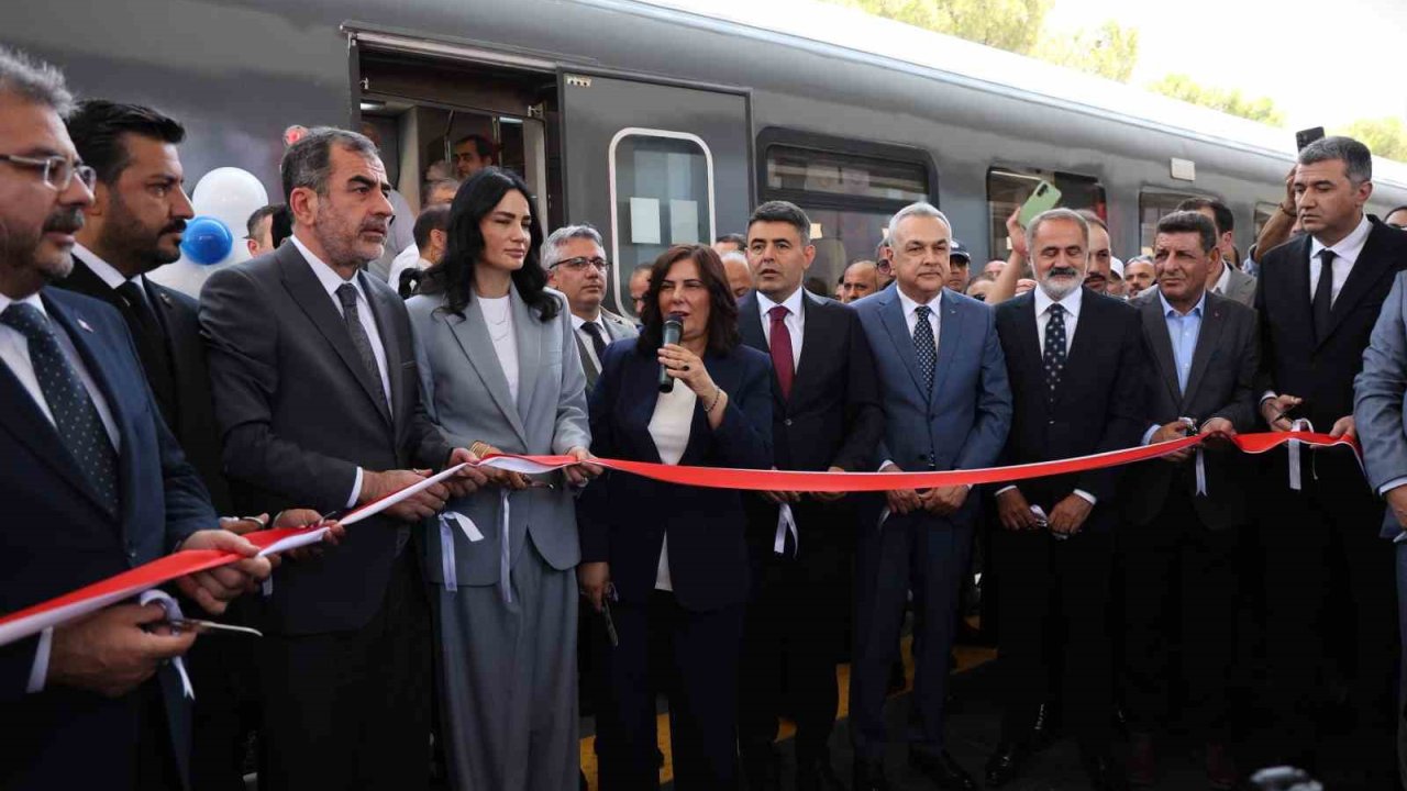 AYBAN banliyö hattı hizmete açıldı