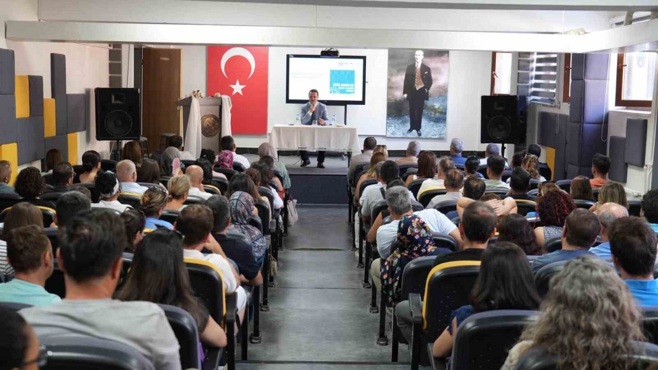 Muğla’da yönetici adayları geleceğe hazırlanıyor