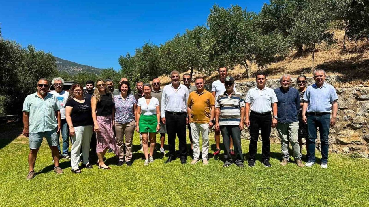 Datça’da zeytin ve badem üreticileri birliği resmen kuruldu