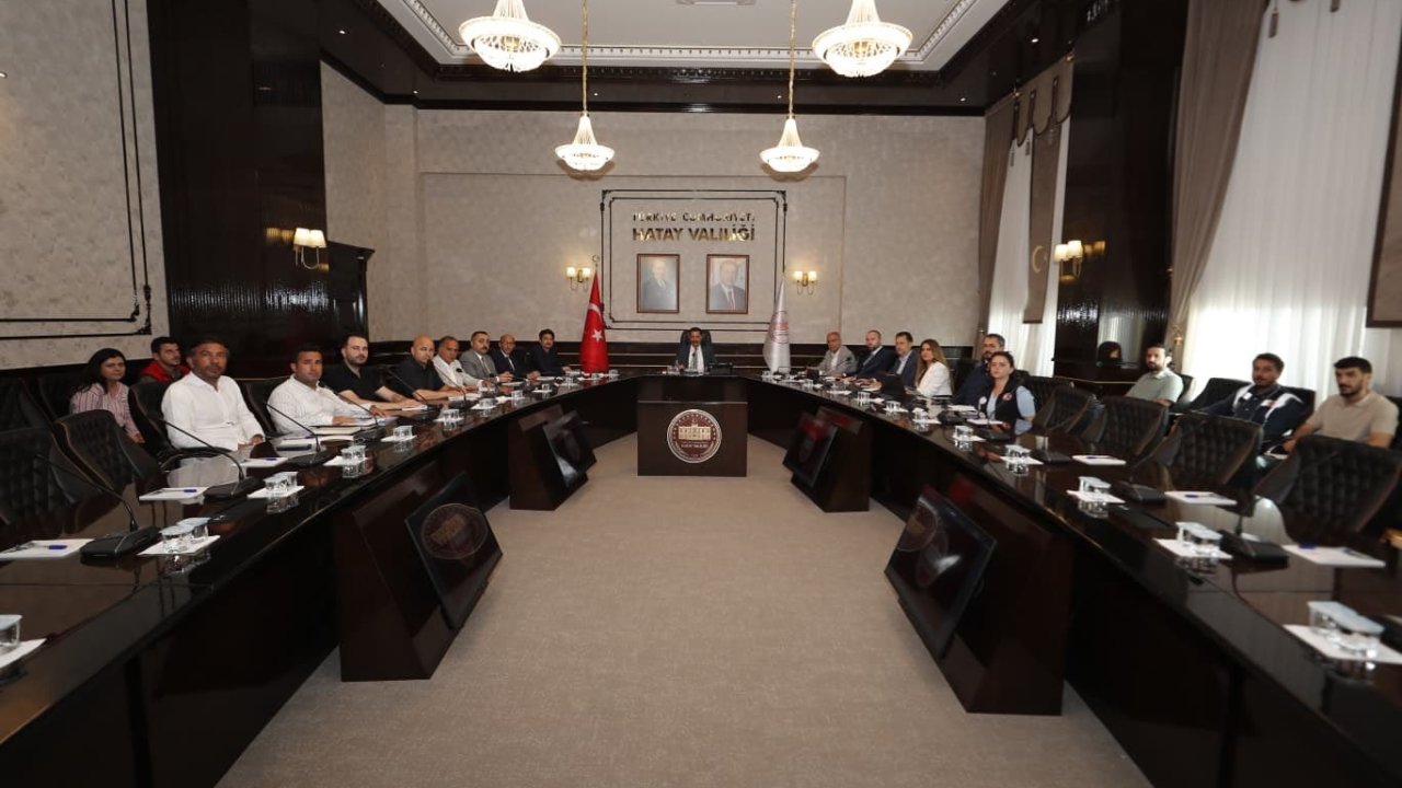 Vali Masatlı başkanlığında Antakya tarihi kent merkezi toplantısı gerçekleştirildi