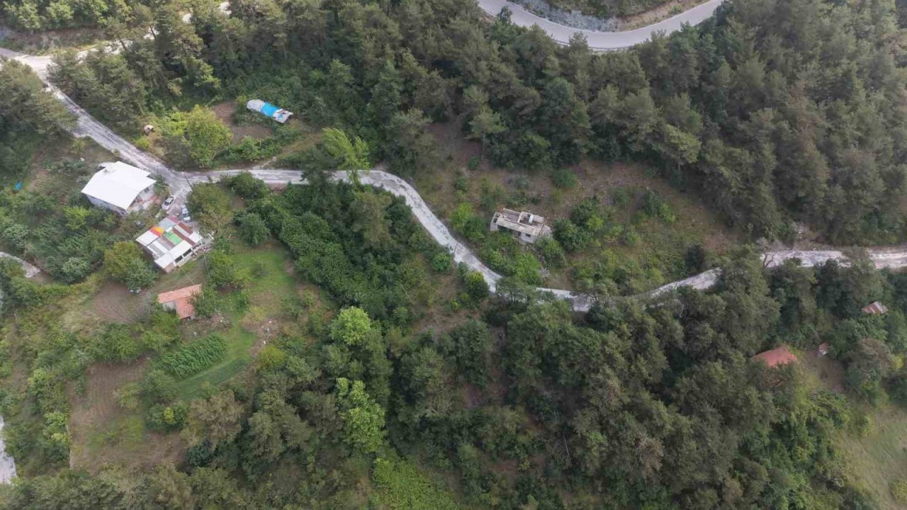 İskenderun Belediyesi yaylalara 90 bin metrekare parke taşı döşedi