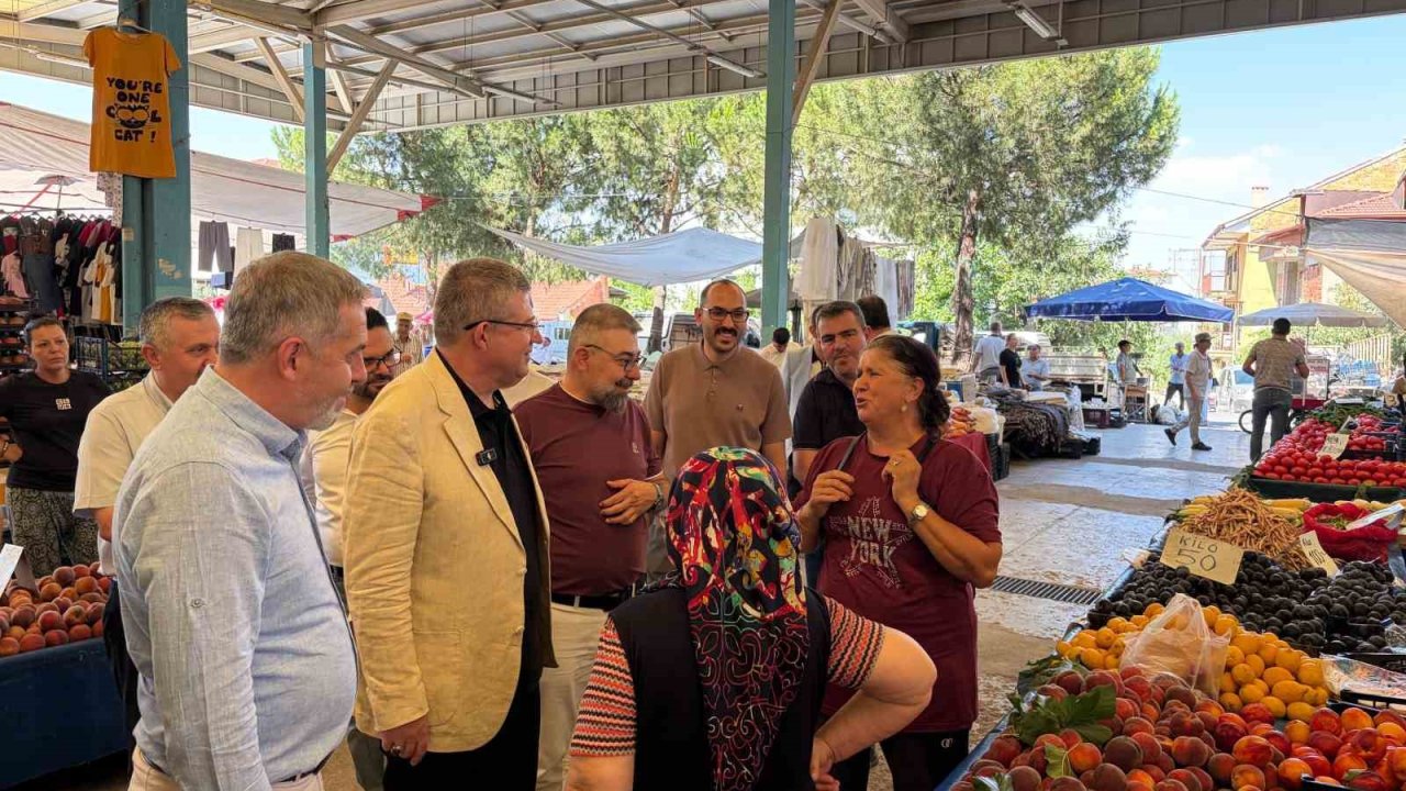 Denizli AK Parti Kayıhan Pazarının nabzını tuttu