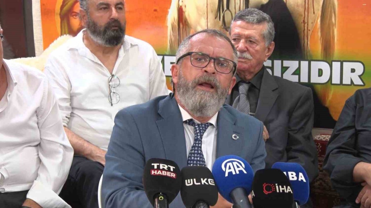 Türkmen Alevi Bektaşi Vakfı’ndan Muharrem ayına vesilesiyle aşure dağıtımı