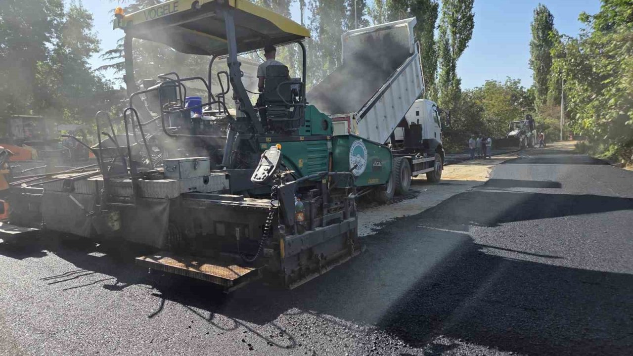 Yahyalı’ya 35 milyon TL’lik asfalt yatırımı