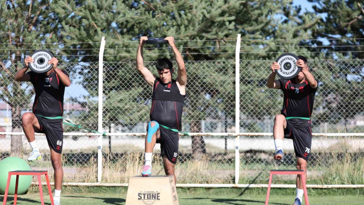 Sivasspor’da yeni sezon hazırlıkları tam gaz
